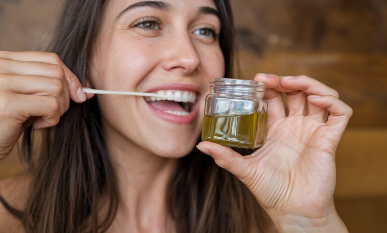 A Complete Guide to Oil Pulling with Oregano Oil